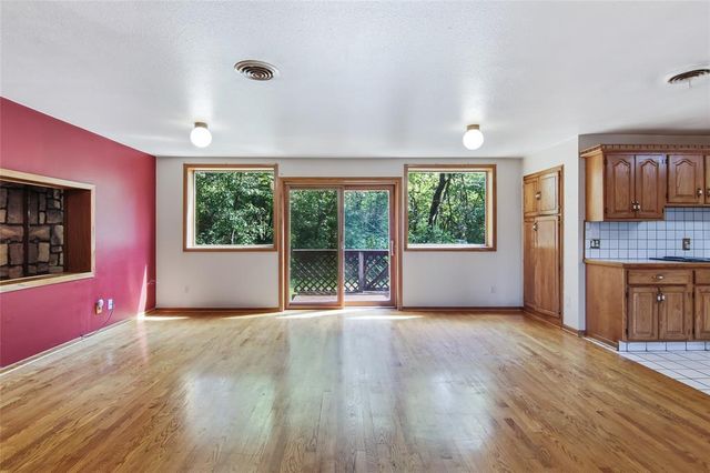 3153 Deerfield Road, Eau Claire, WI 54701