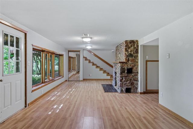 3153 Deerfield Road, Eau Claire, WI 54701