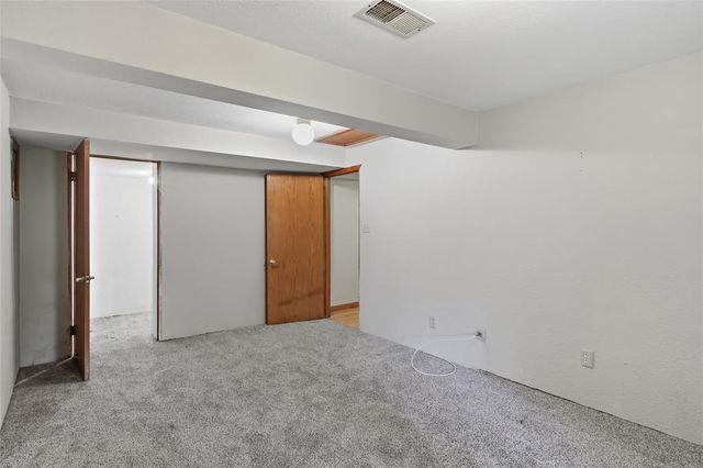 3153 Deerfield Road, Eau Claire, WI 54701
