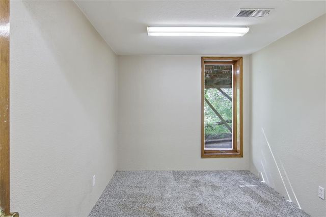 3153 Deerfield Road, Eau Claire, WI 54701