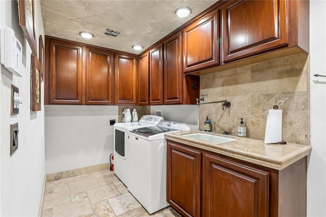 2605 Camino Del Rio, Bullhead City, AZ 86442