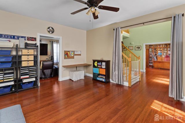 20 Mitchell Drive, Monroe, NJ 08831