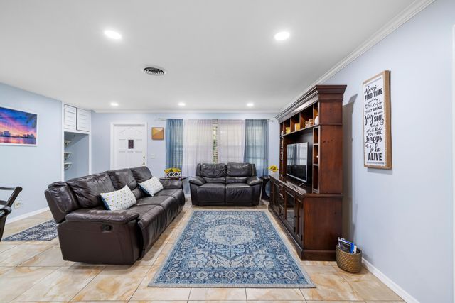 336 S CHILLINGWORTH Drive, West Palm Beach, FL 33409
