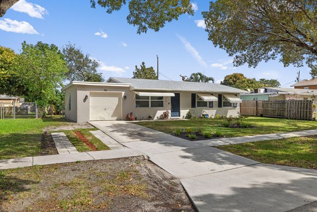 336 S CHILLINGWORTH Drive, West Palm Beach, FL 33409