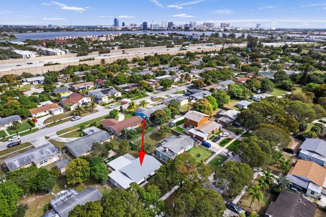336 S CHILLINGWORTH Drive, West Palm Beach, FL 33409