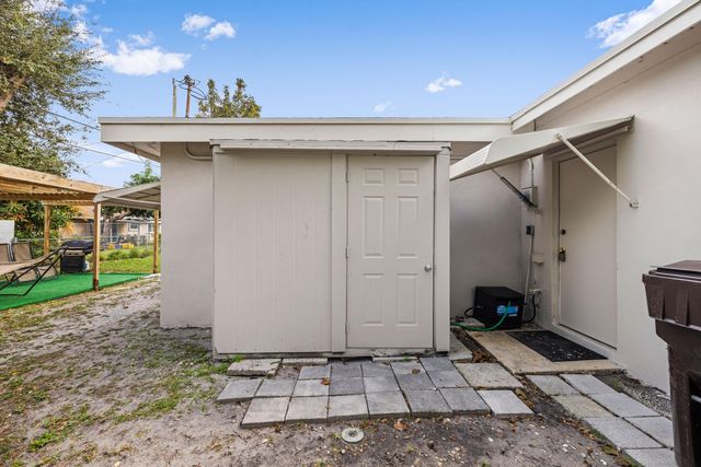 336 S CHILLINGWORTH Drive, West Palm Beach, FL 33409