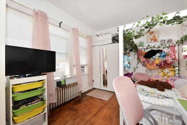 21815 100th Avenue, Queens Village, NY 11429