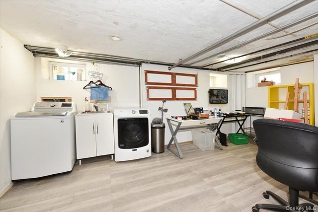 21815 100th Avenue, Queens Village, NY 11429