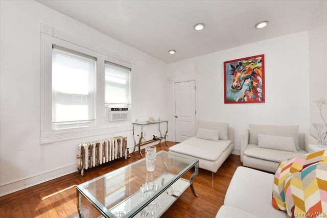 21815 100th Avenue, Queens Village, NY 11429