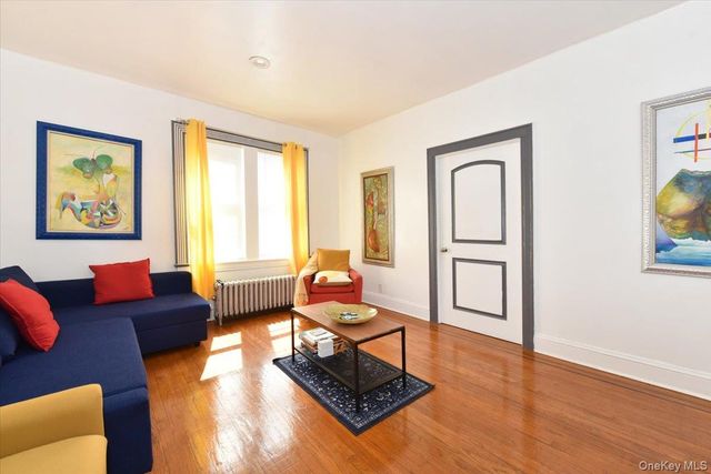 21815 100th Avenue, Queens Village, NY 11429
