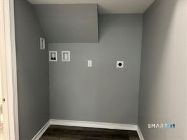 22 Hawthorne Street, Norwich, CT 06360