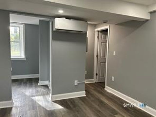 22 Hawthorne Street, Norwich, CT 06360