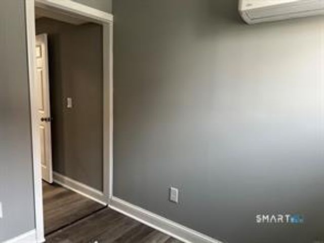 22 Hawthorne Street, Norwich, CT 06360