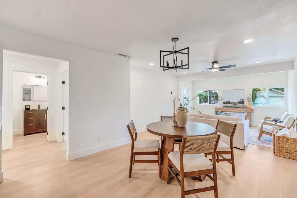 Image 10 of property listing at 1910 Gaither Street, Selma, CA 93662