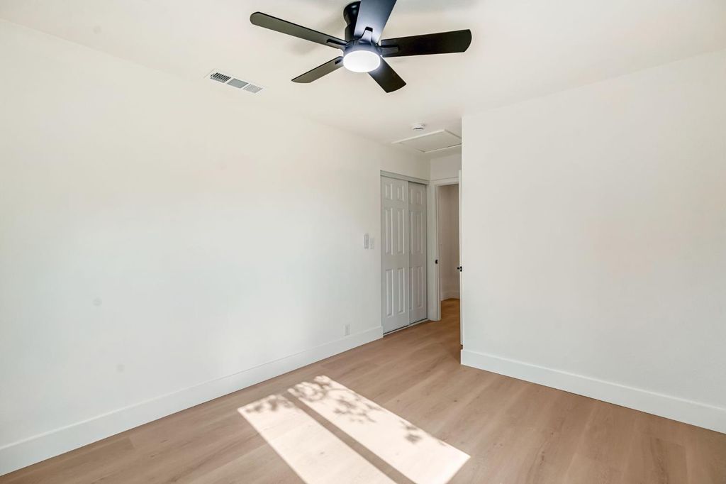 Image 17 of property listing at 1910 Gaither Street, Selma, CA 93662