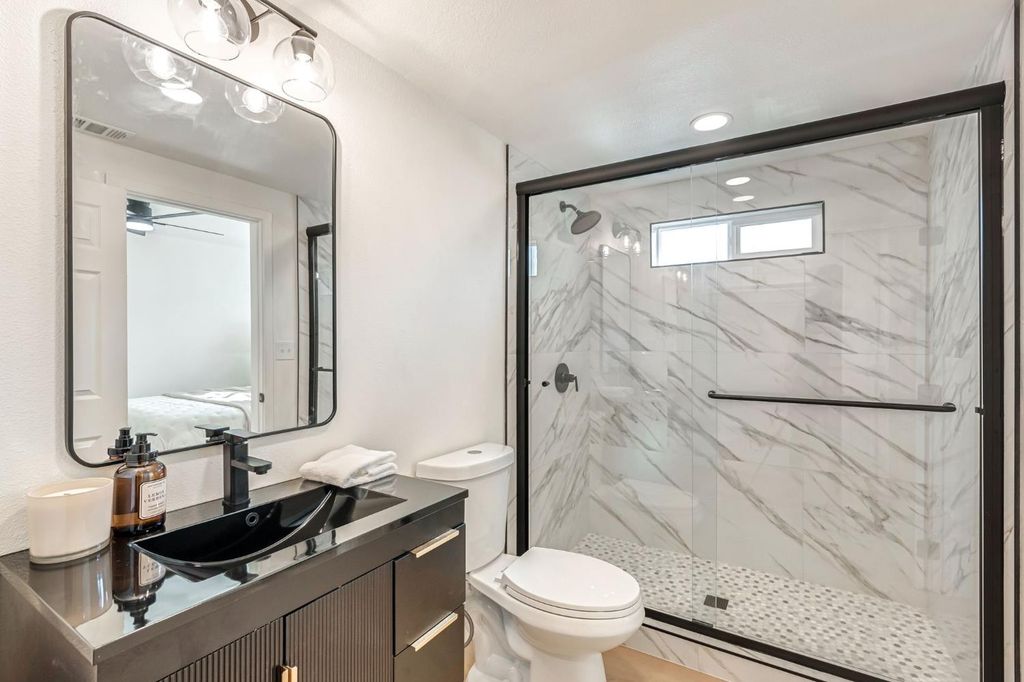 Image 20 of property listing at 1910 Gaither Street, Selma, CA 93662