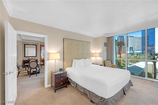 135 East Harmon Avenue 221, Las Vegas, NV 89109