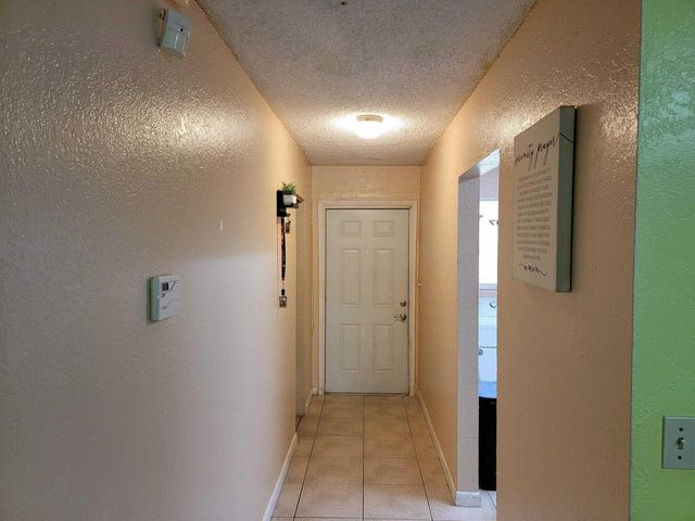 606 NW 179th Street, Miami Gardens, FL 33169