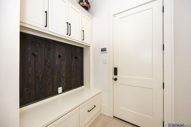 18238 Woodland Cove Dr, Baton Rouge, LA 70817