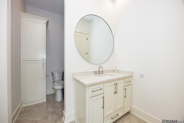 18238 Woodland Cove Dr, Baton Rouge, LA 70817