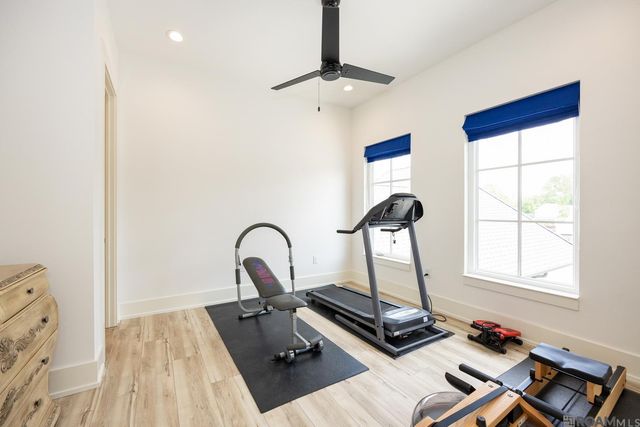 18238 Woodland Cove Dr, Baton Rouge, LA 70817