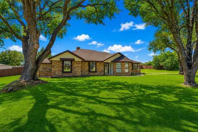 2721 North Hills Terrace, Joshua, TX 76031