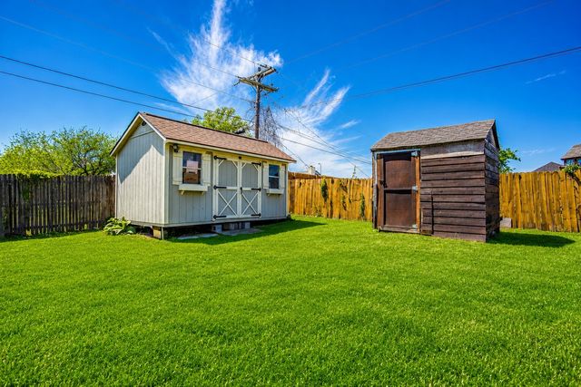 2721 North Hills Terrace, Joshua, TX 76031