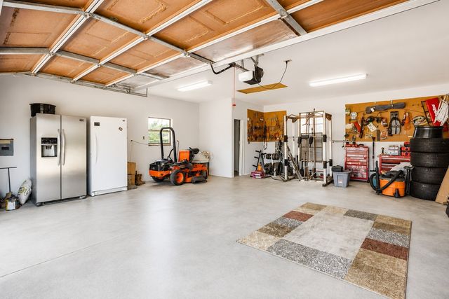 2721 North Hills Terrace, Joshua, TX 76031