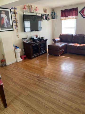 360 Whittington Street, Manchester, NH 03104
