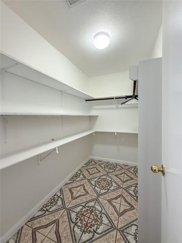 603 Mosswood Drive, Conroe, TX 77302