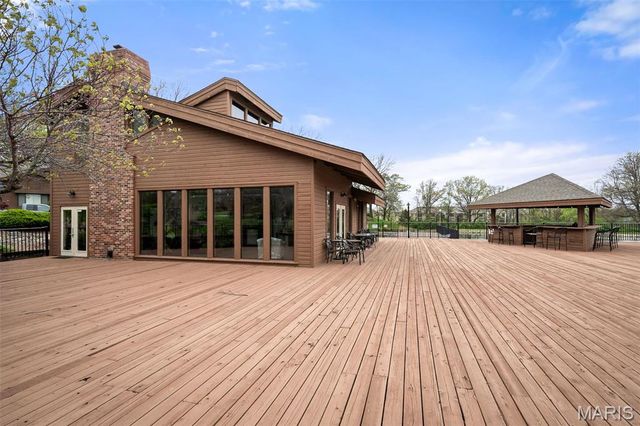 1708 Hemingway Lane C, Weldon Spring, MO 63304