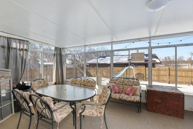 701 Parkridge PLACE, Onalaska, WI 54650