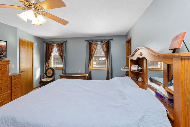 701 Parkridge PLACE, Onalaska, WI 54650