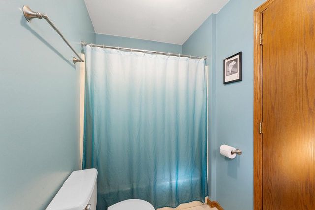 701 Parkridge PLACE, Onalaska, WI 54650