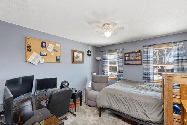 701 Parkridge PLACE, Onalaska, WI 54650