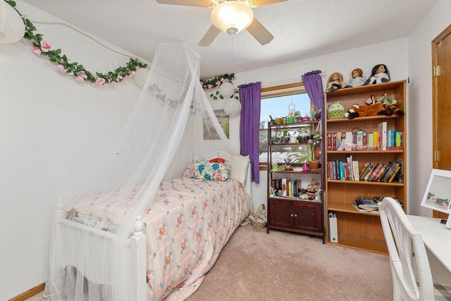 701 Parkridge PLACE, Onalaska, WI 54650