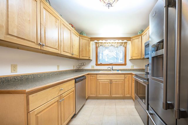 117 Underclyffe Road, St. Johnsbury, VT 05819