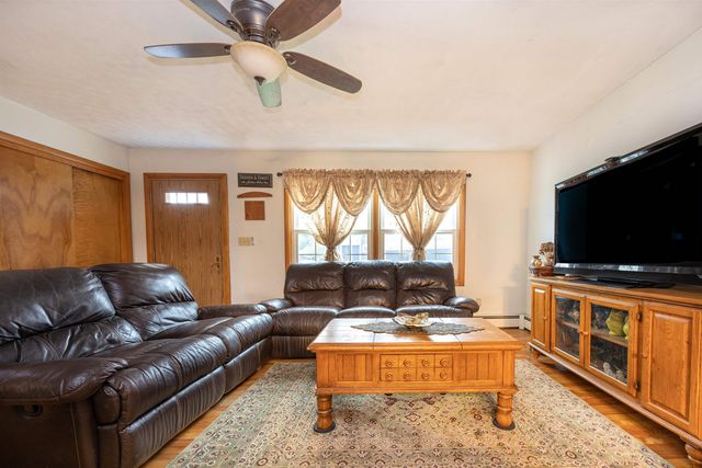 117 Underclyffe Road, St. Johnsbury, VT 05819