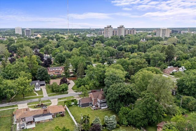 17519 Melrose Street, Southfield, MI 48075