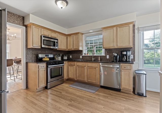 17519 Melrose Street, Southfield, MI 48075
