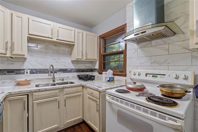 4642 Bartlett Road, Forest Park, GA 30297