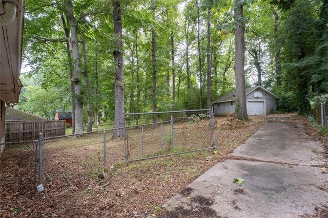 4642 Bartlett Road, Forest Park, GA 30297