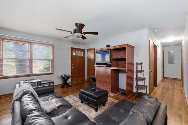 4642 Bartlett Road, Forest Park, GA 30297