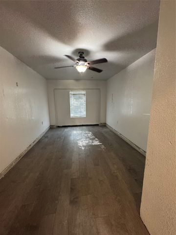 422 Avenue Avenue E, Dallas, TX 75203