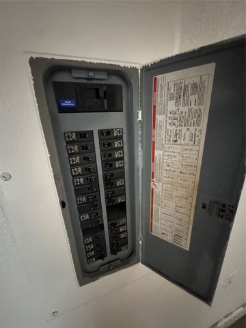 422 Avenue Avenue E, Dallas, TX 75203