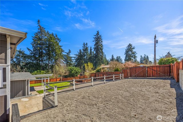 3916 S 374th Street, Auburn, WA 98001