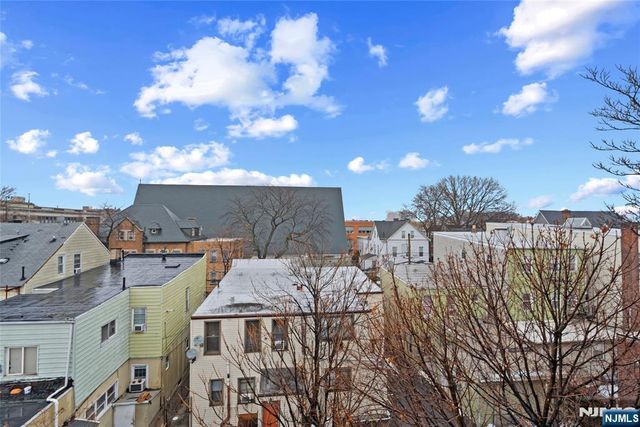 318 38th Street 407, Union City, NJ 07087