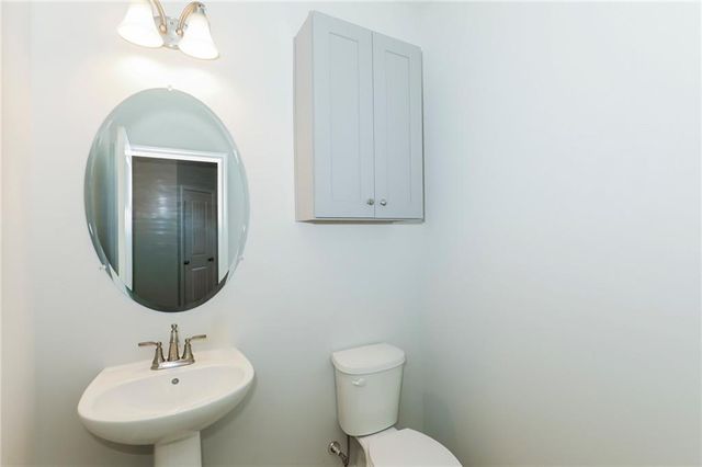 8143 Tiger Way, Riverdale, GA 30296