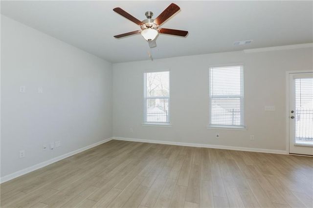 8143 Tiger Way, Riverdale, GA 30296