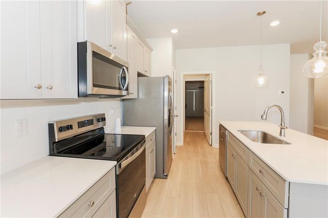 8143 Tiger Way, Riverdale, GA 30296